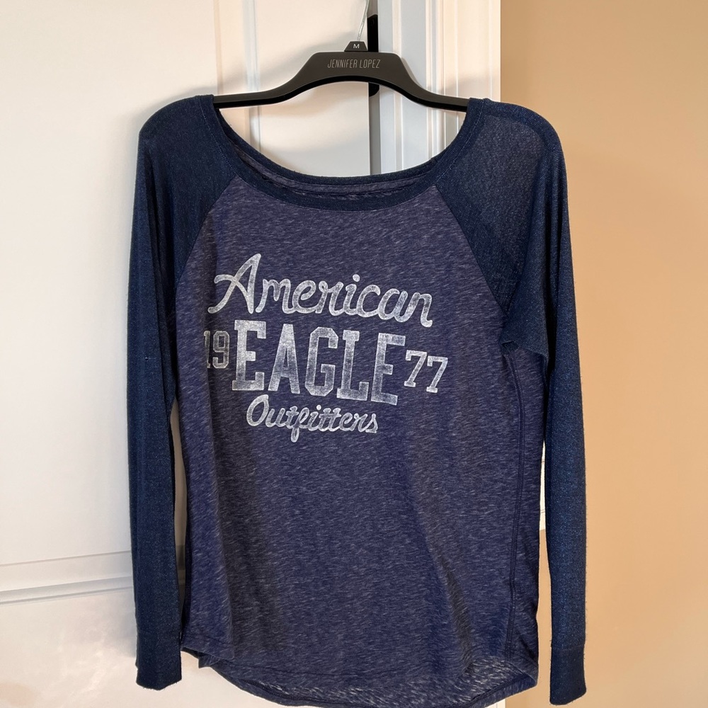 American Eagle long sleeve shirt size medium